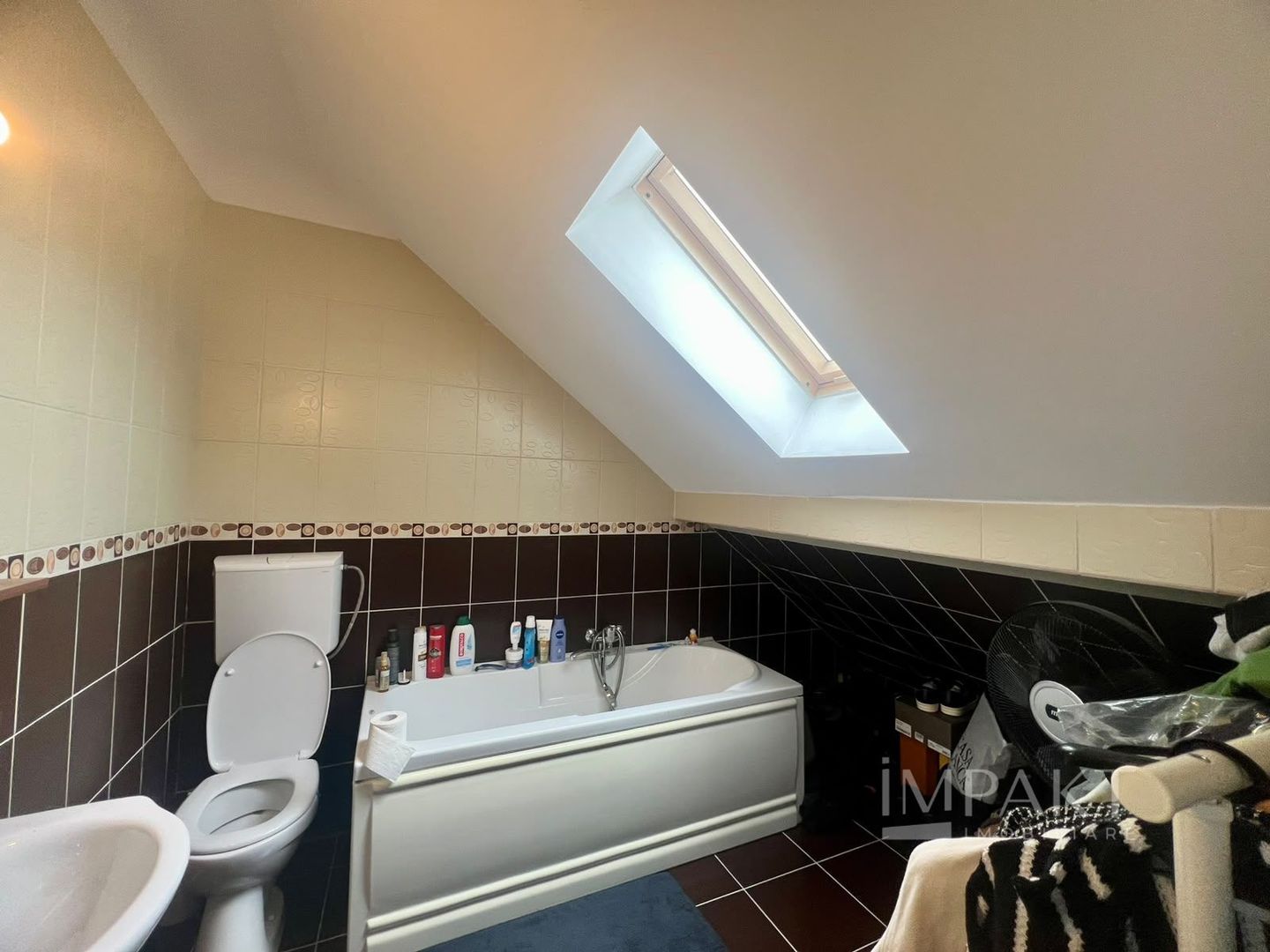 Apartament spatios cu 3 camere pe strada privata - Poză 7
