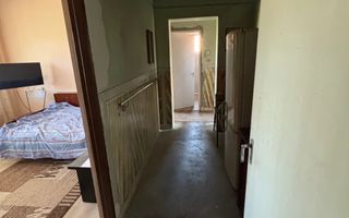 Apartament cu 4 camere de vanzare in Cugir - Poză 7