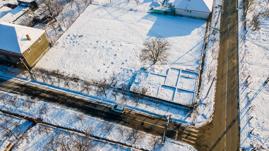 PREȚ REDUS! Teren de 1039mp în Bujac. - Poză 1