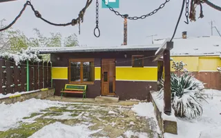 Casă cu 4 camere în zona Parneava - Poză 27