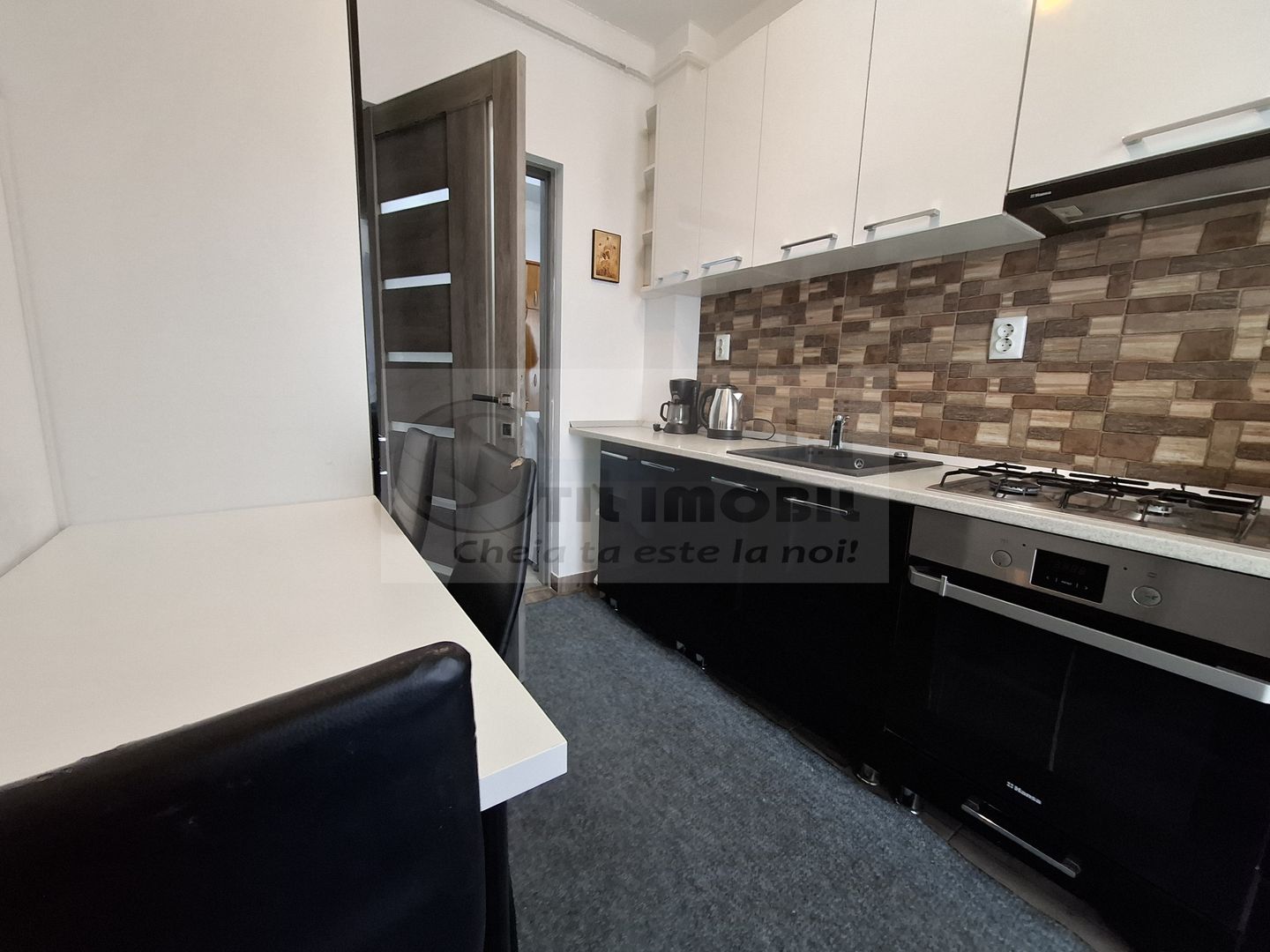 Apartament 2 camere, bloc 2019, etaj 2/3, baie cu geam, semimobilat - Poză 8