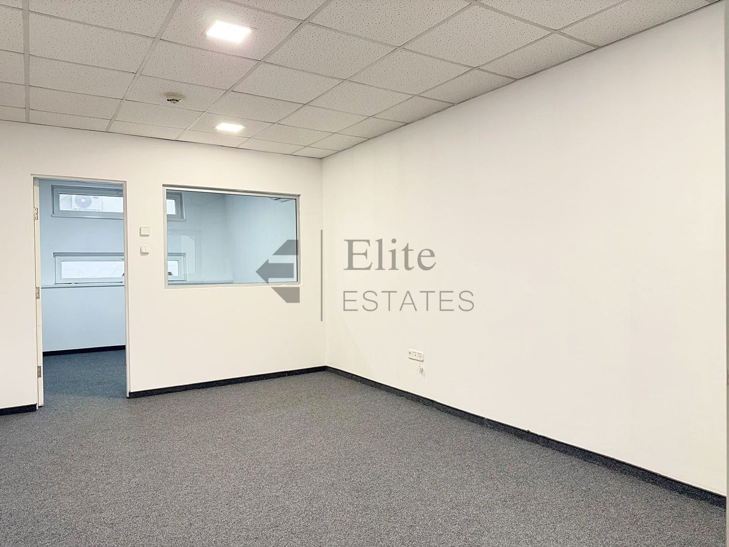 Birou de inchiriat ultracentral in Oradea - Poză 1