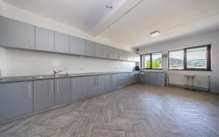 RASNOV | Cladire multifuncionala | De Vanzare | 350 mp | Vad comercial - Poză 9