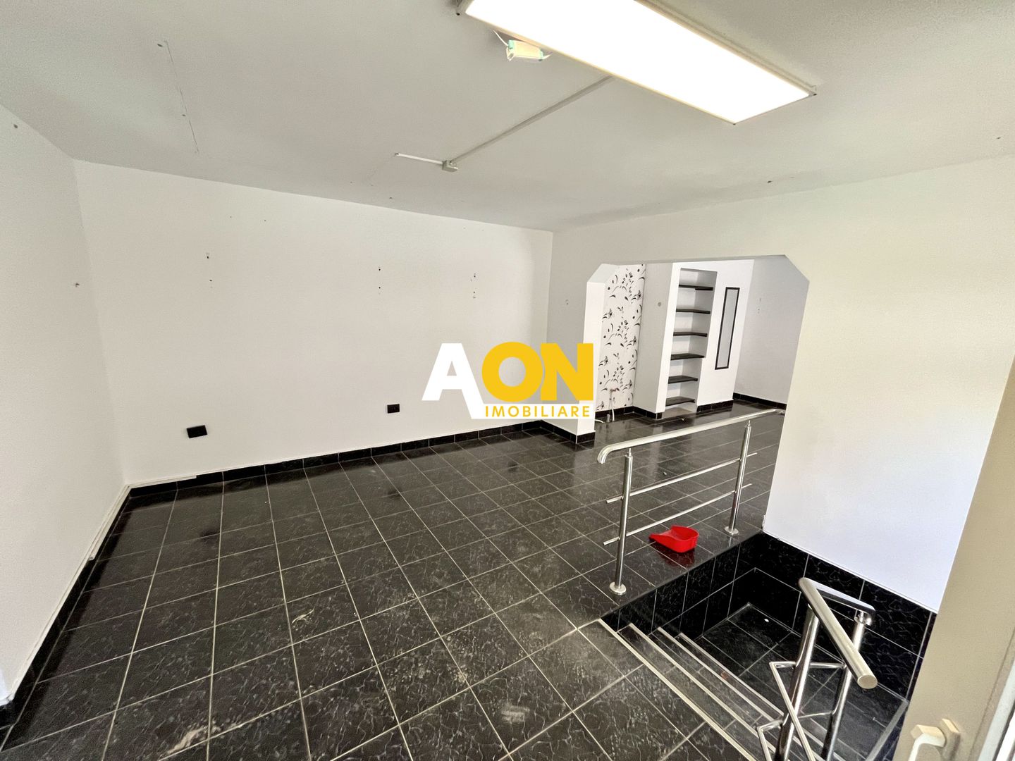 Spațiu Comercial, Trafic Pietonal Intens, Zona Piață - Cetate - Poză 4