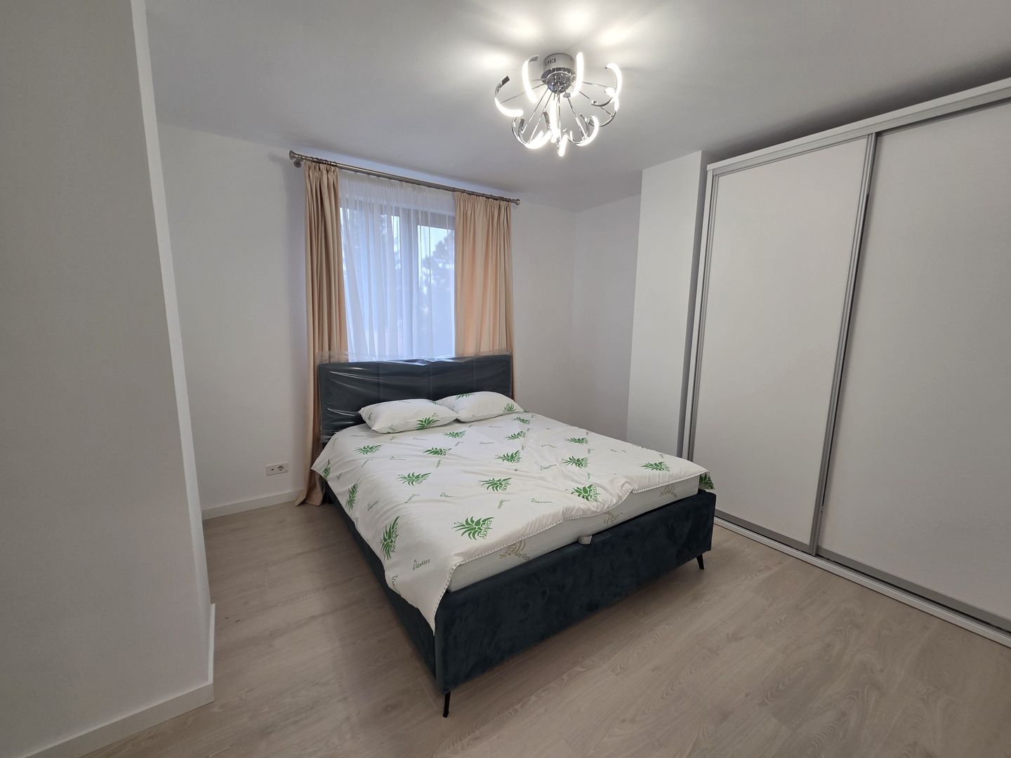 Prima inchiriere! Apartament 2 camere si loc de parcare subteran - Poză 11