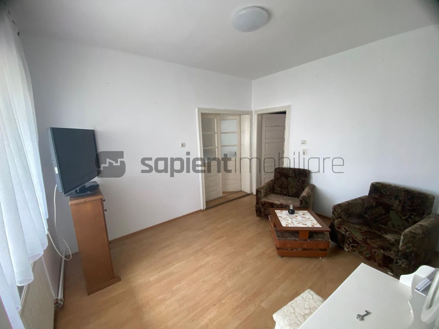 Apartament 3 camere zona centrala - Poză 4