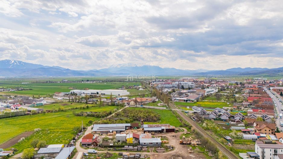 Hala industriala Codlea ,se poate impartii in doua - Poză 28