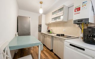 Casa 3 camere | 2 min Metrou Laminorului | Teren 241 mp | Renovata complet - Poză 4