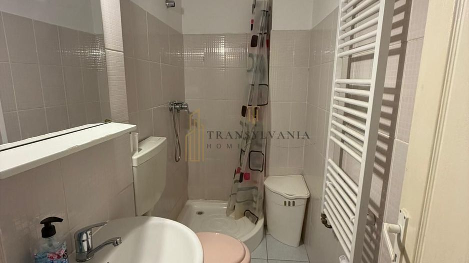 Garsonieră spațioasă de vânzare – etaj 1, bloc cu lift - Poză 6