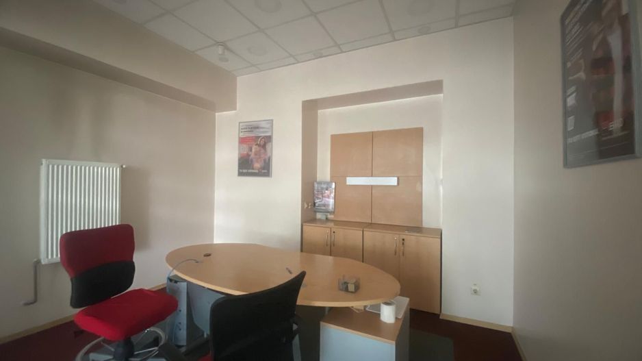 Spațiu comercial de închiriat-zonă ultracirculată, Micro 3 -Târgoviște - Poză 4