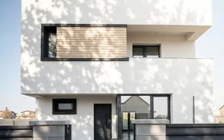 Casa individuala | 150 metri Bulevard - 4 cam - Gazon - 3 minute STB - Poză 3