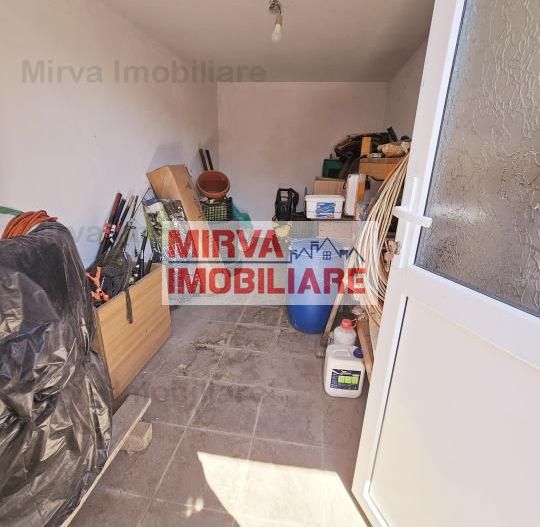 Vanzare vila 6 camere + spatiu comercial, mobilata si utilata, in Blejoi - Poză 70