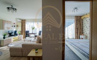 Apartament 2 camere – Mamaia, zona de intrare – Piscină - Poză 12