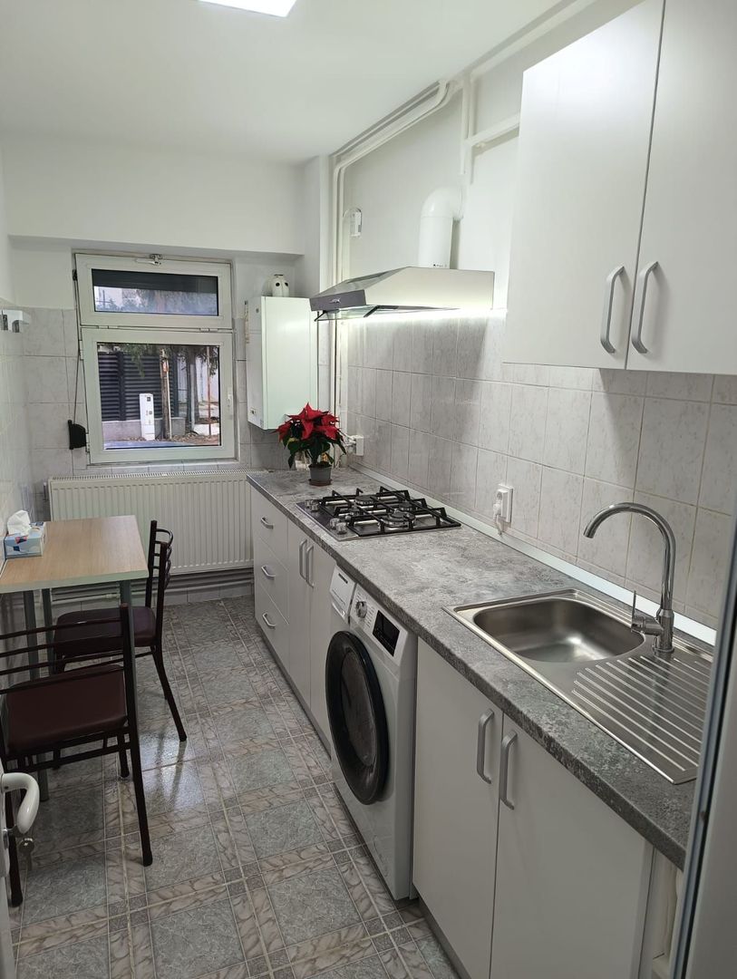 De inchiriat apartament cu o camera, parter, Mazepa 1, 320 euro - Poză 3