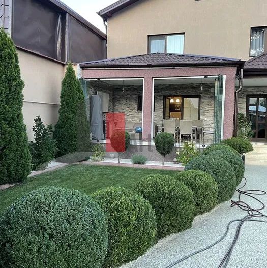 Vilă de lux de închiriat – ideală pentru afaceri - Poză 1