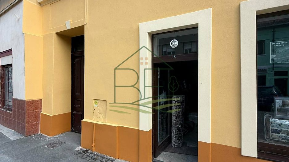 Spațiu comercial de închiriat pe Strada 9 Mai – Centrul Istoric Sibiu - Poză 1