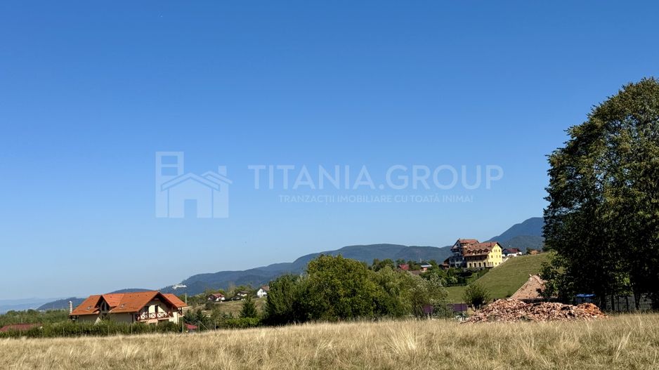 Teren intravilan parcelabil, priveliște spre munți, Sohodol, Bran - Poză 10