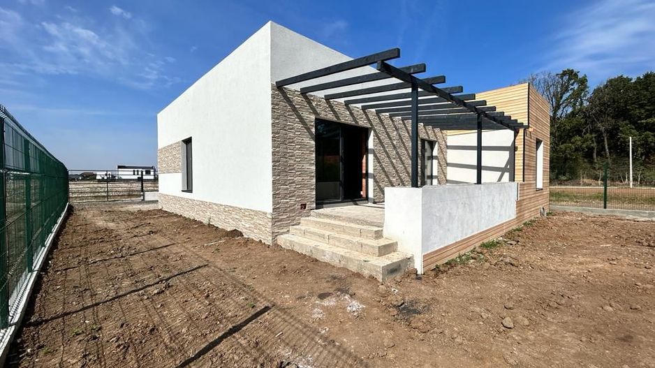 Casa individuala cu 4 camere Privighetorilor | Balotesti - Poză 9