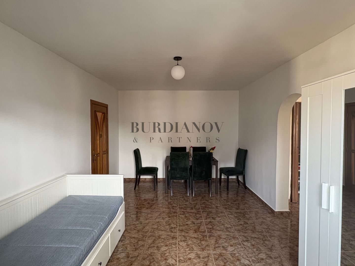 Apartament cu 4 camere  - centrală proprie - Tineretului - Timpuri Noi - Poză 10