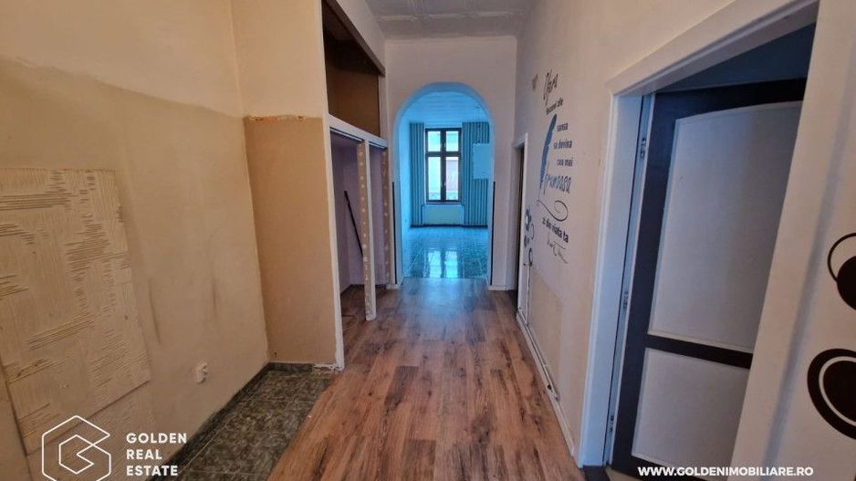 Apartament 3 camere, ultracentral, cladirea Catedralei Catolice - Poză 8