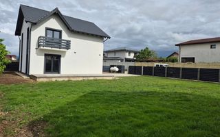 OPORTUNITATE: Casă nouă și spațioasă în cartier Izvor🏡 - Poză 2