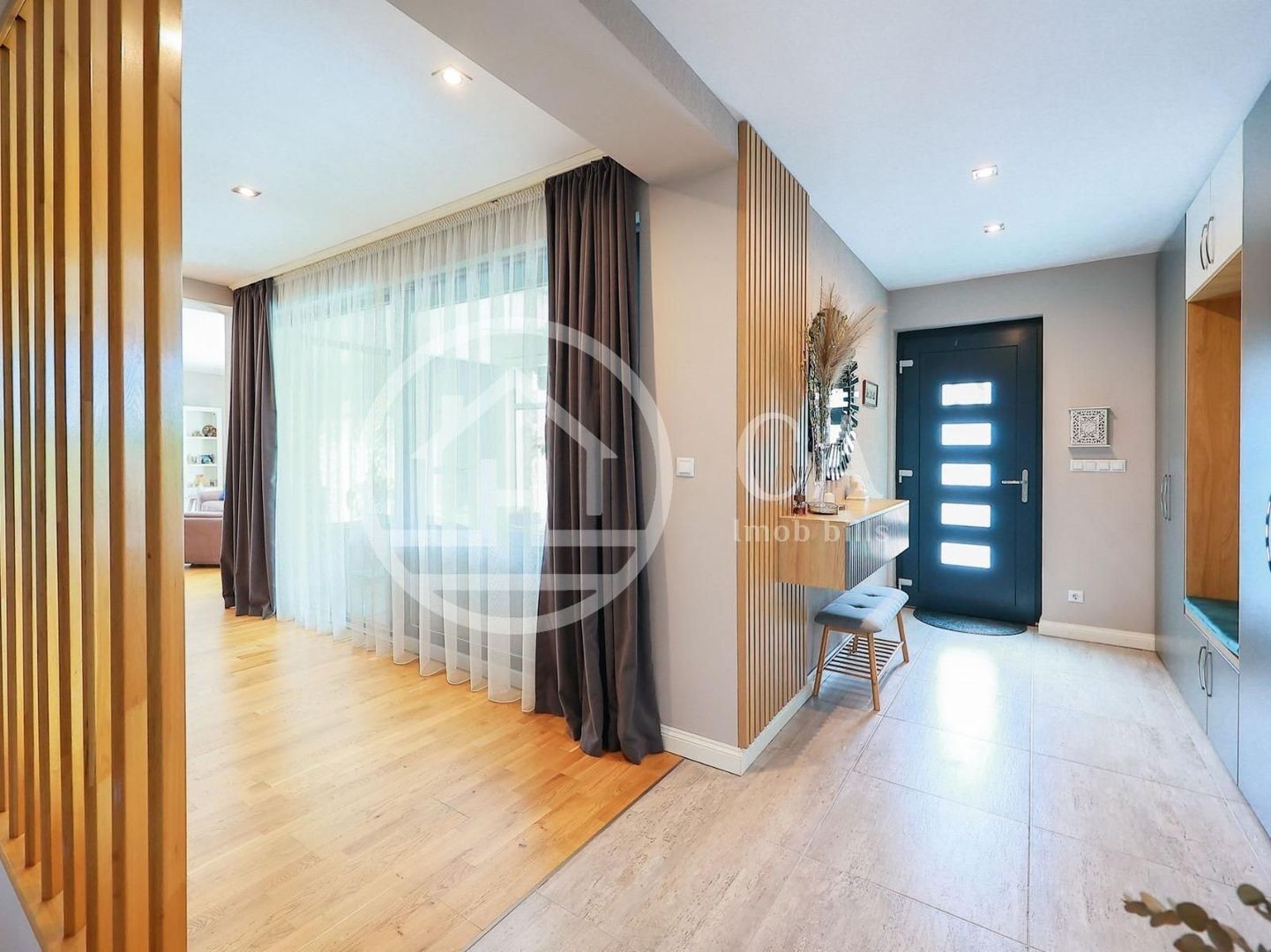 Vila cu piscina de vanzare - P+E str.Adevarului, Oradea - Poză 12