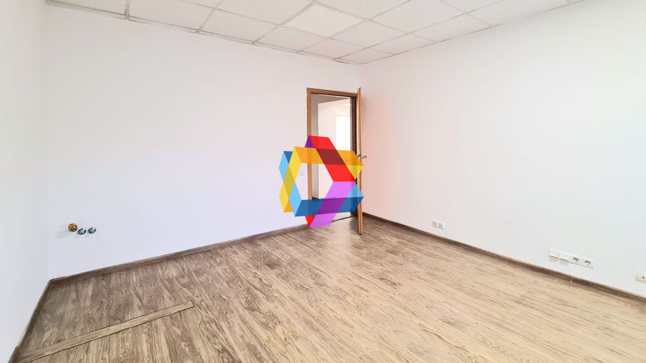 Spatiu birouri de închiriat Brasov - 130 mp  # spatii-comerciale-brasov.ro - Poză 5