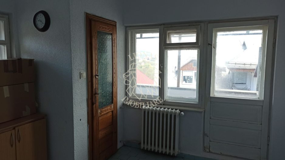 Apartament la casa 3 camere 82 mp- etajul 2- 2 balcoane -Valea Ghinzii - Poză 4