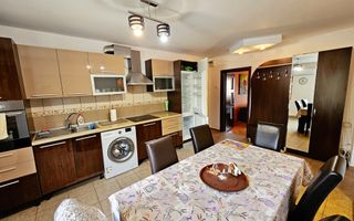 Apartament 3 camere decomandat, etaj 2, ultracentral, zona Primarie - Poză 1