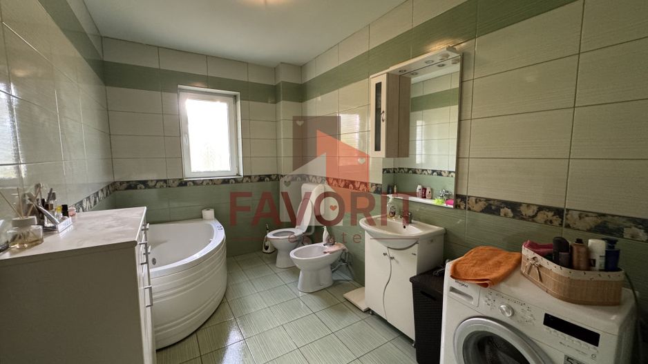 COMISION 0%.  Casa individuala cu garaj . Zona Decathlon . - Poză 9