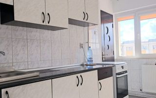 Apartament 3 camere în Între Lacuri – 2 băi, 2 balcoane, mobilat. - Poză 1