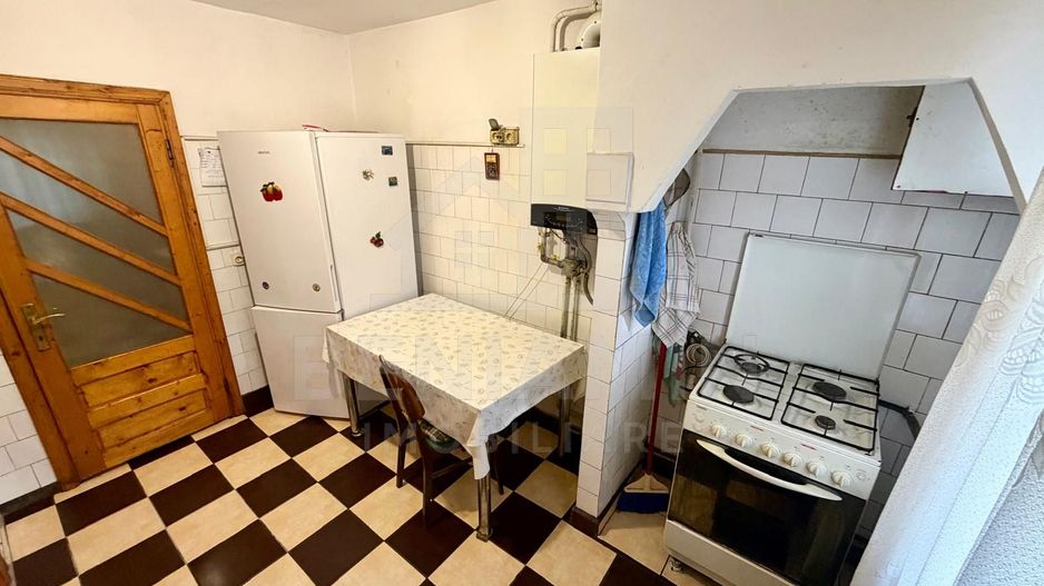 4 camere decomandate - Craiovita Noua - etaj 2 cu 2 bai - bloc 1982 - - Poză 5