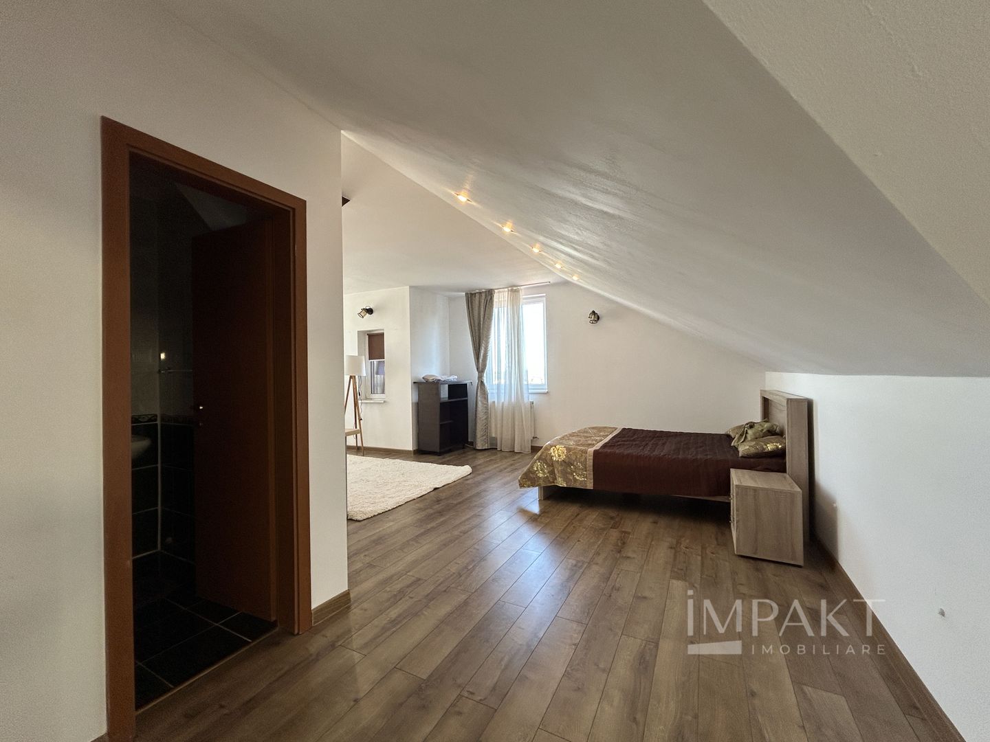Inchiriere penthouse in Andrei Muresanu! - Poză 19