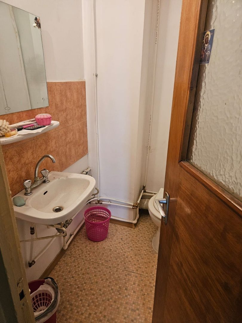 Inchiriere apartament 3 camere, cazare muncitori - Poză 4