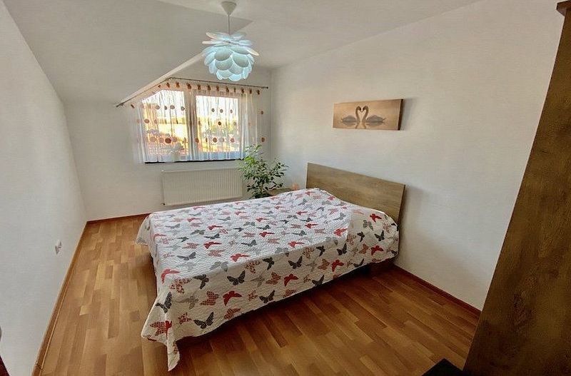 Apartament de inchiriat, zona linistita in cartierul Tractorul. - Poză 18