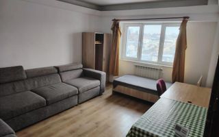 4 camere – 3 min UMF – ultracentral – 3 dormitoare separate – 790 € - Poză 1