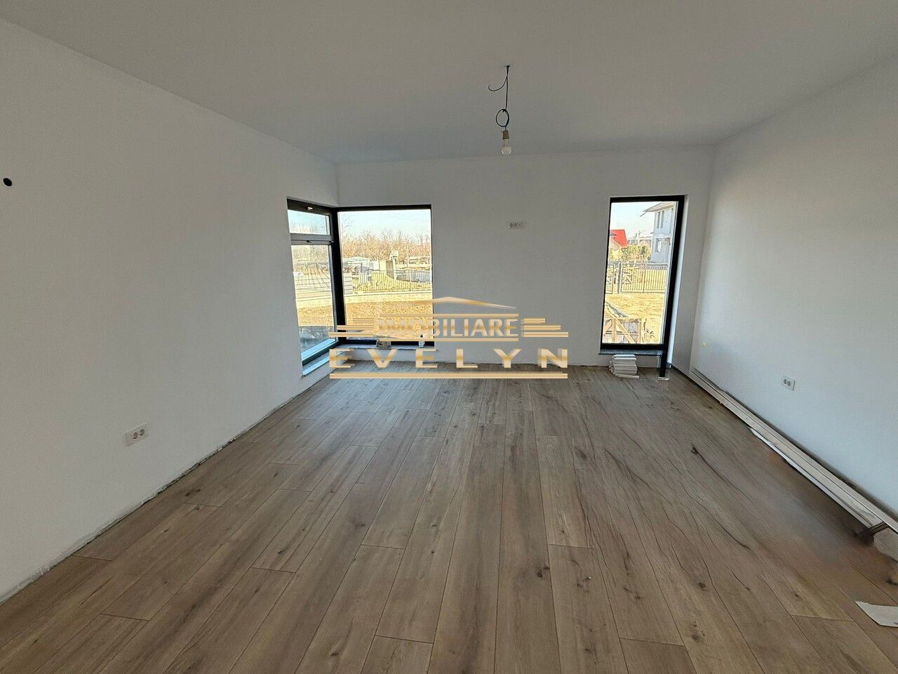 Casă nouă P+1, teren generos – Zona Doboșari - Poză 4
