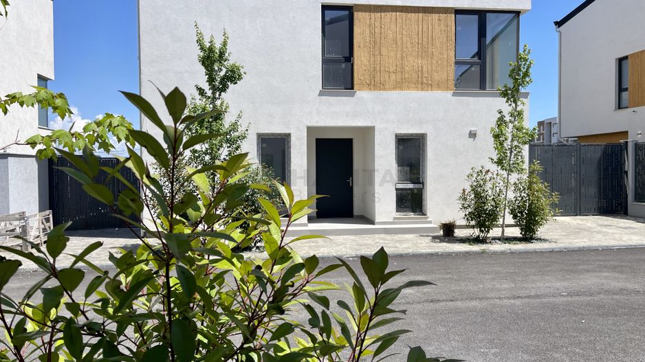 Vila individuala 5 camere Tunari 1 Decembrie - Poză 24