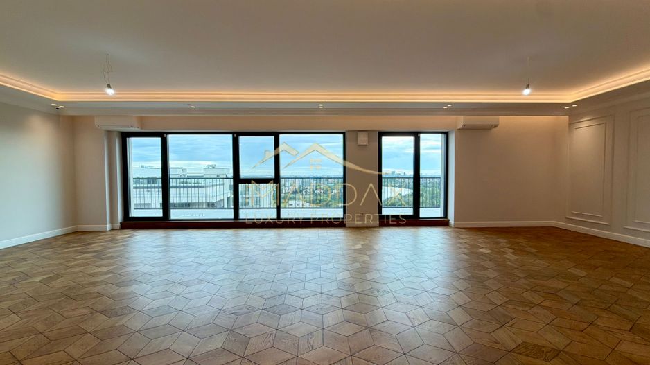 Penthouse cu 4 camere // terasă 70 mp / 200 mp / 3 parking / Straulesti - Poză 24