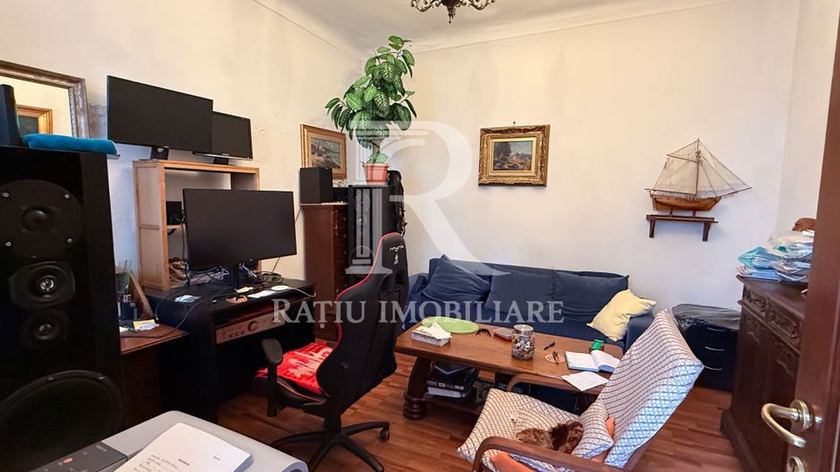 Casă cu 4 Camere de Vânzare | Decebal | Oradea - Poză 1