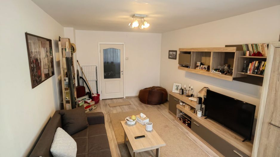 Apartament 2 camere 50 m² etaj 2 - Poză 2