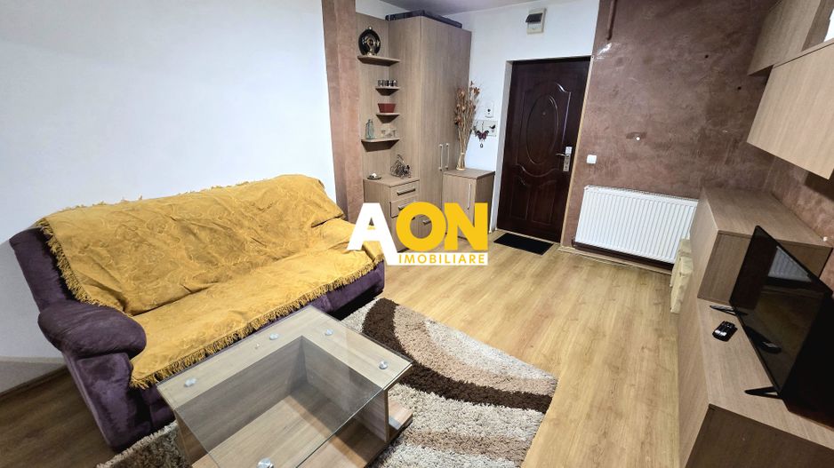Apartament cu 2 Camere, Etaj 1, Zona Cetate - Poză 2