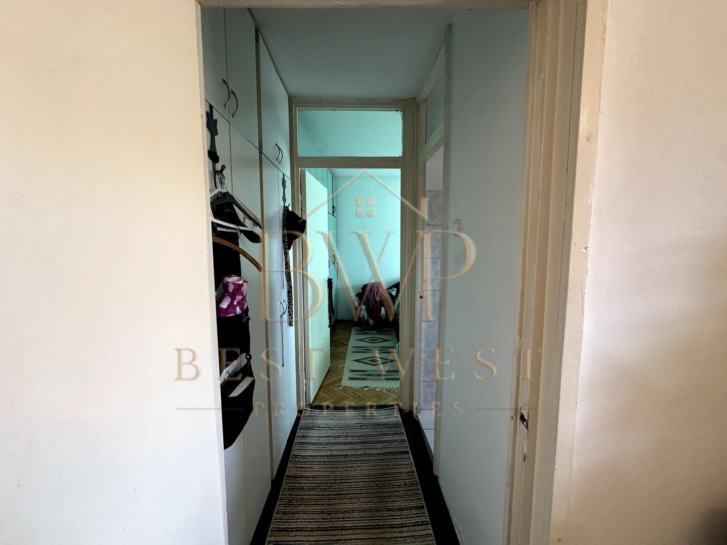 Apartament 3 camere, 2 bai, etaj intermediar, Dambovita - Poză 10