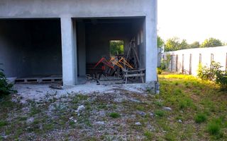 Vila D+P+E+M, teren 1950 mp, suprafata utila 621 mp, Campina, Prahova - Poză 4