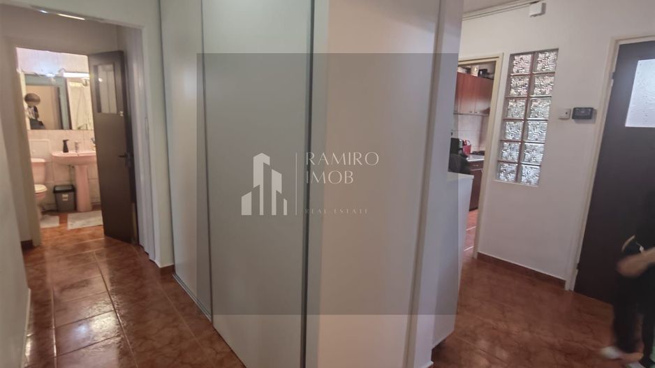 Apartament 4 camere decomandat Titan / Ozana / Aleea Fetesti - Poză 5