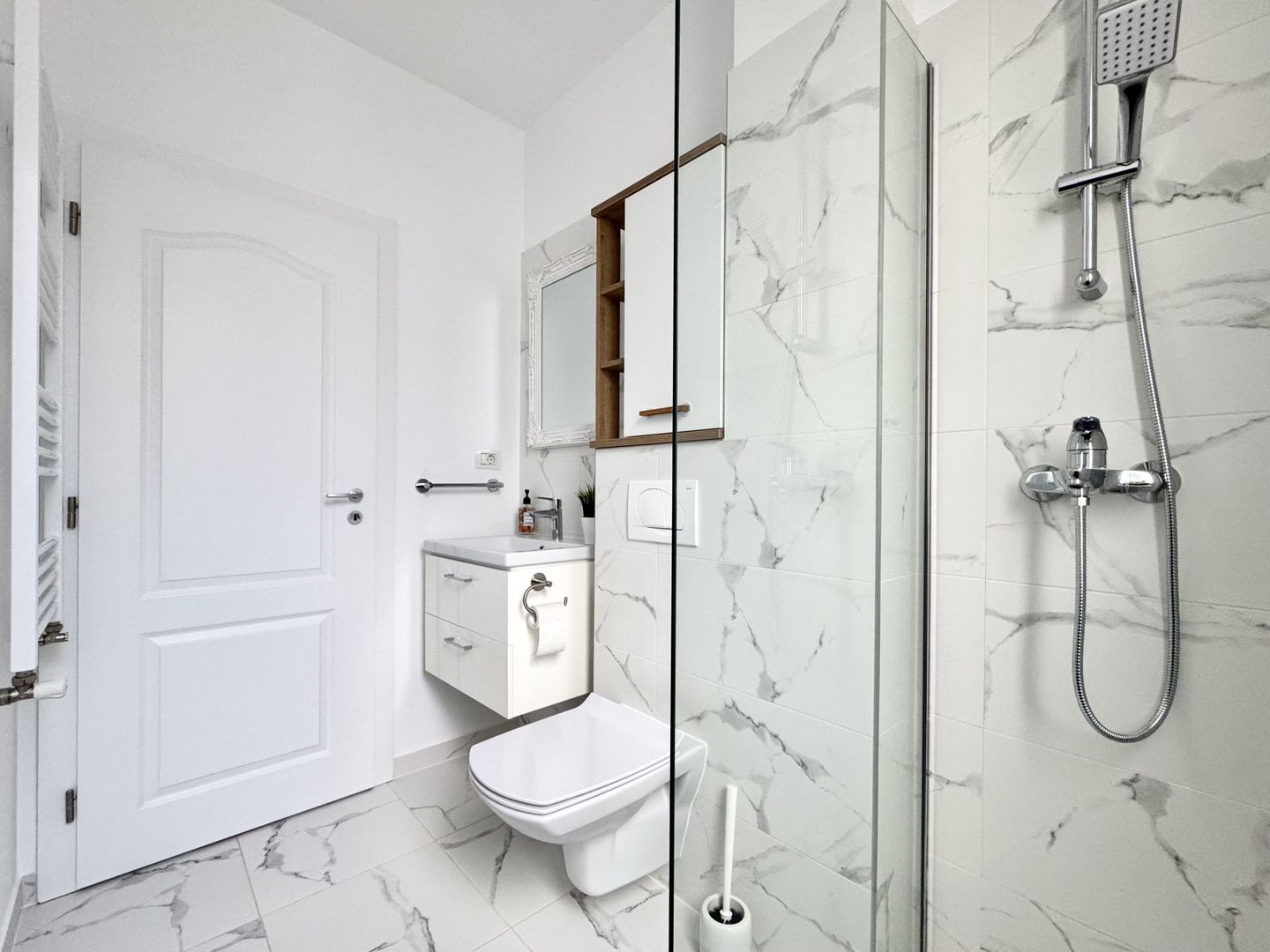 3 Camere confort & stil, Dumbrăvița, parcare inclusă - Poză 22