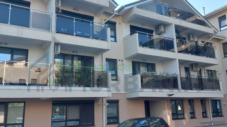 Apartament 2 camere de vanzare in Complexul Roua Valea Lupului - Poză 1
