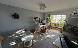 Etaj 2 Apartament 4 Camere Nicolina - Cug - Poză 2