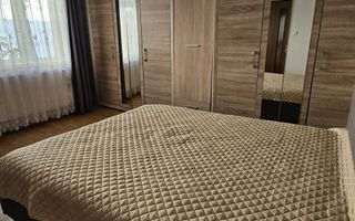 De vanzare apartament cu 2 camere in zona semicentrala - Poză 4