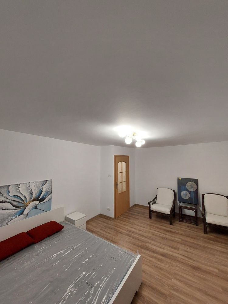 Vanzare Garsoniera 42 mp 3 Minute Mall Vitan Complet Renovata - Poză 6